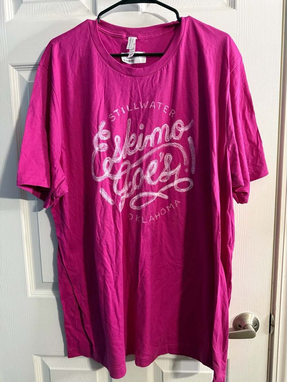 Eskimo Joe's Chalkboard Script Tee Berry 3XL